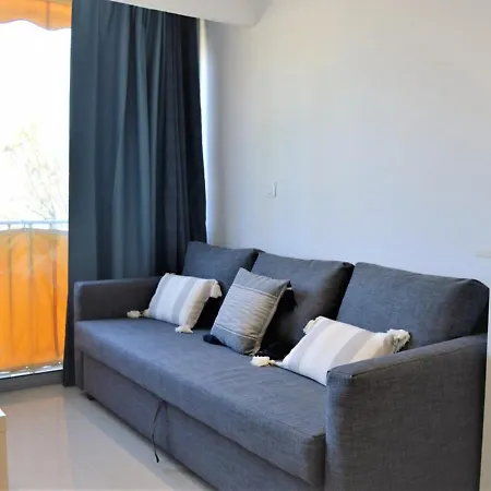 2 Pers Au Lavandou, Pres Plage, Parking, Menage Inclus - Fr-1-251-78 * 勒拉旺杜