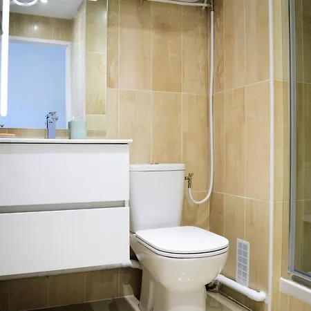 2 Pers Au Lavandou, Pres Plage, Parking, Menage Inclus - Fr-1-251-78 *