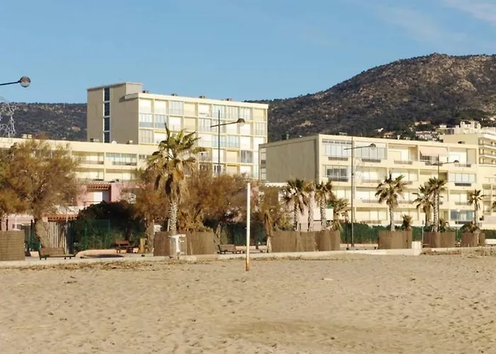 2 Pers Au Lavandou, Pres Plage, Parking, Menage Inclus - Fr-1-251-78 *